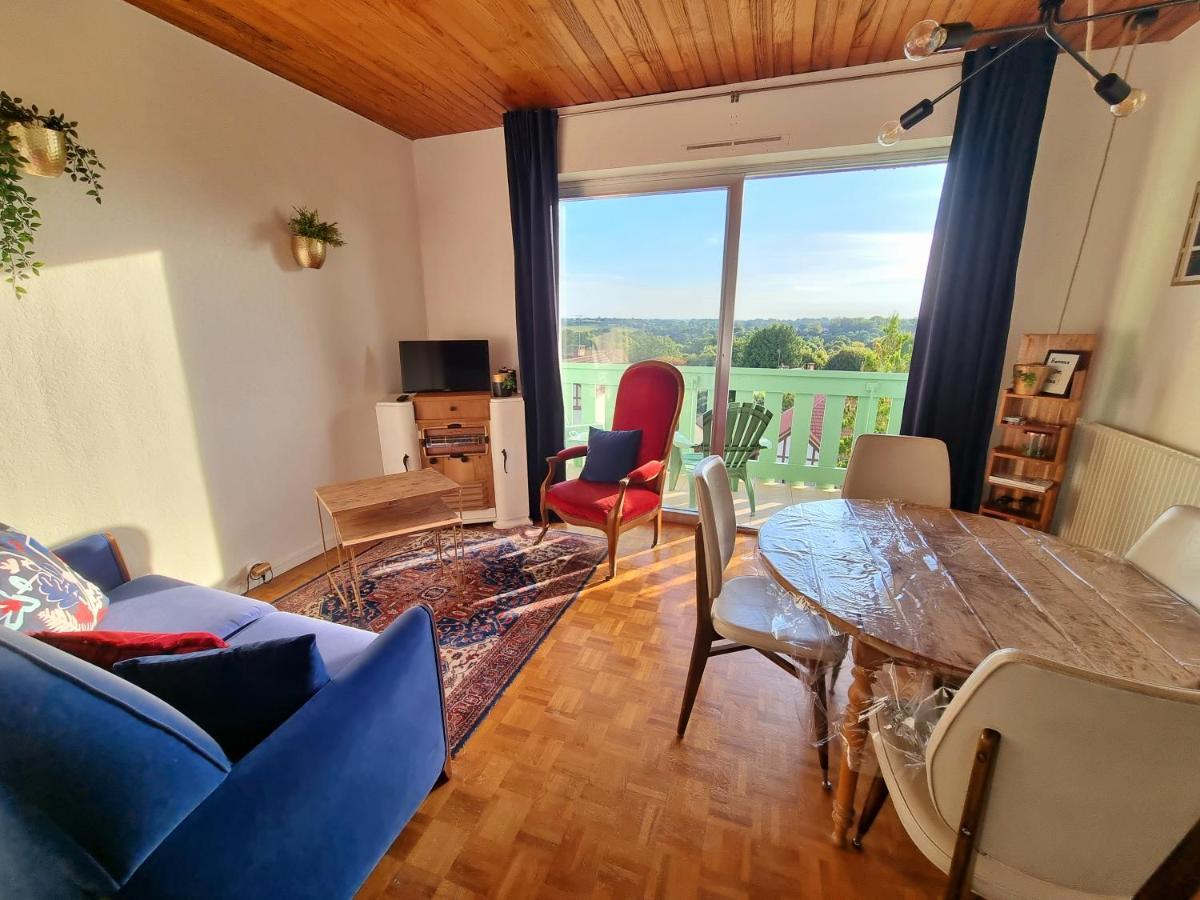 Studio avec superbe vue 5min à pied des Thermes Bagnoles de l'Orne Normandie Esterno foto